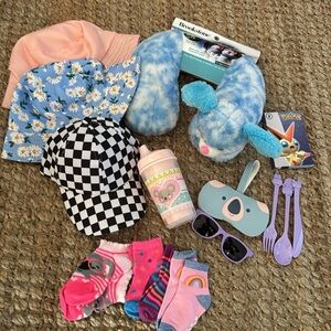 BROOKSTONE BUNNY KIDS ANIMAL BUNNY TRAVEL PILLOW BUNDLE